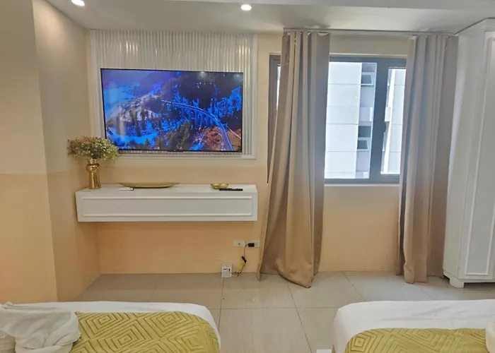 Apartment Near Mall Of Asia, Moa Arena, Smx Picc & Naia - Athena